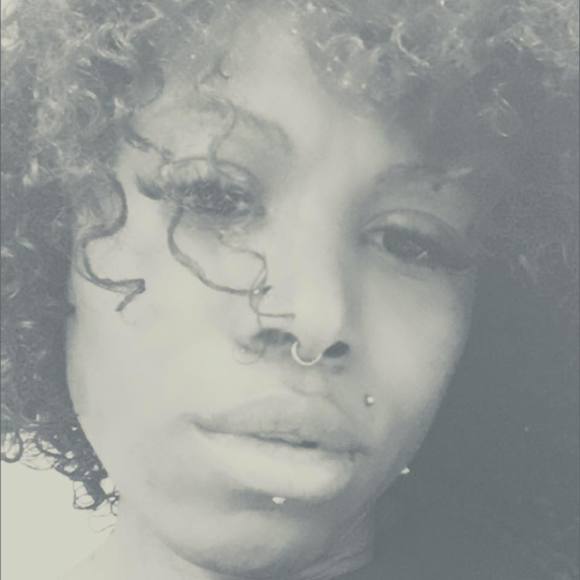 Meet your Posher, Tasha - Picture 1 of 1